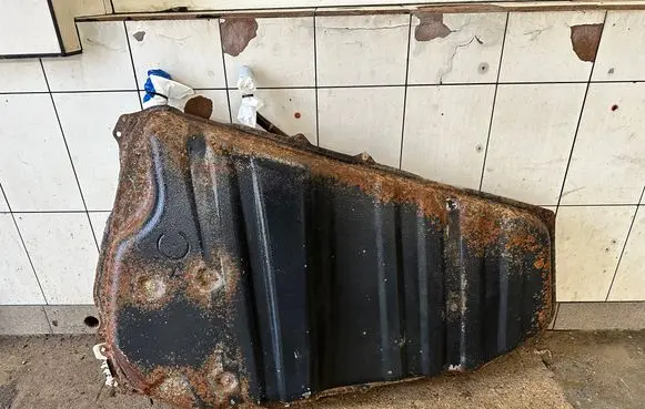 Toyota Corolla Verso AR10 Fuel tank 770100F010