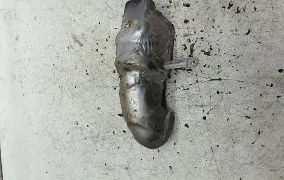 Infiniti EX Exhaust heat shield 