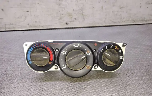 Ford Focus Climate control unit 98AB18C419