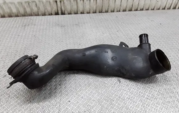 Citroen C8 Turbo air intake inlet pipe/hose 972460