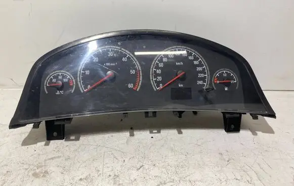 Opel Vectra C Speedometer (instrument cluster) 13193072QM