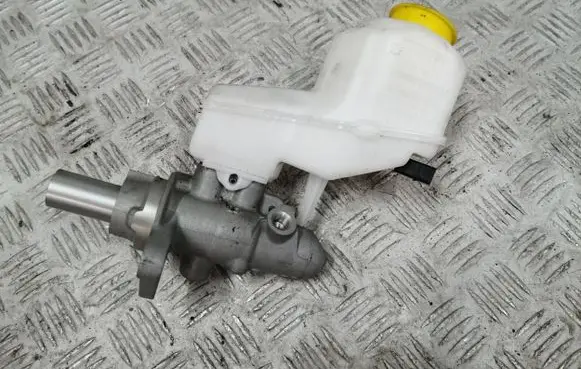 Skoda Octavia Mk4 Master brake cylinder 02048644P9 A05062102021