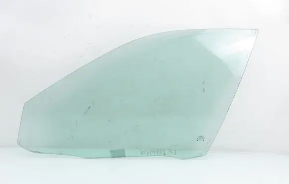 Seat Leon (1M) Front door window glass four-door 