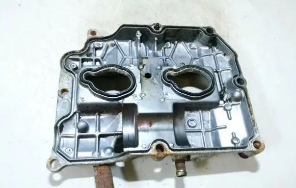 Subaru Legacy Rocker cam cover 21zl
