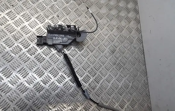 Opel Grandland X Front door lock 16943121