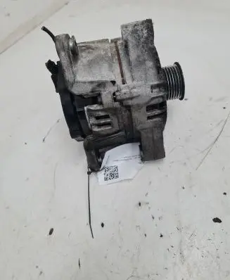 Opel Zafira A Generator/alternator 0124415005