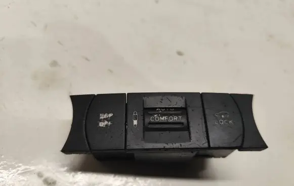 Volkswagen Touareg I Suspension ride height/mode switch 7l6927225e