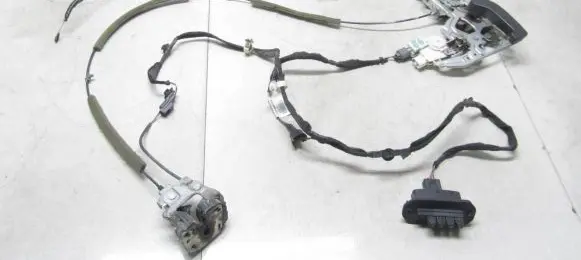 Renault Master III Sliding door lock 8200766631