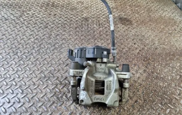 Ford Escape IV Rear brake caliper JX6120253B LX612D251BNC