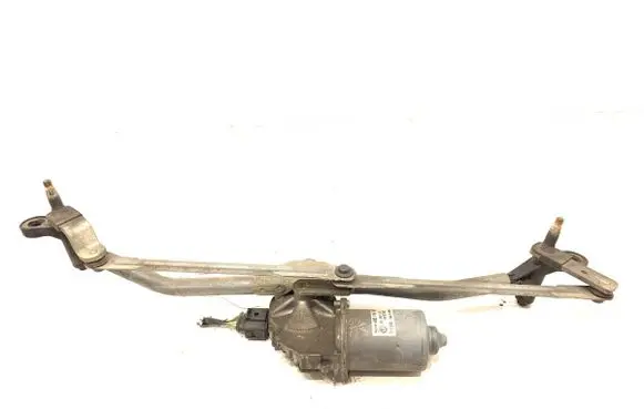 Skoda Fabia Mk1 (6Y) Front wiper linkage and motor 5J1955113A