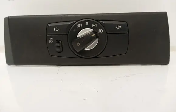 BMW 5 E60 E61 Light switch 6988565 33295201