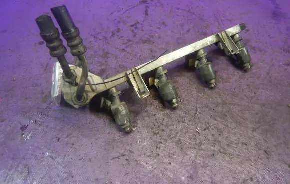 Opel Astra G Fuel main line pipe