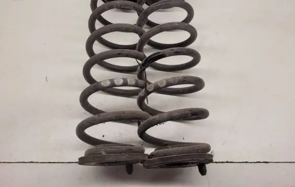 Audi A3 S3 A3 Sportback 8P Rear coil spring