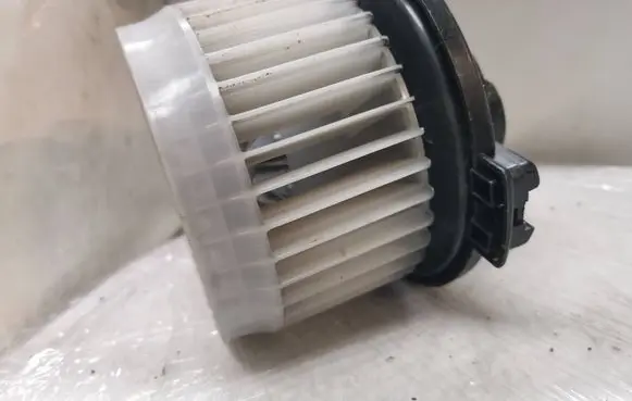 Suzuki Ignis Heater fan/blower 194000-1520
