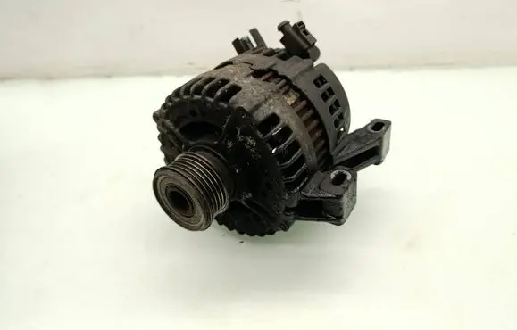 Volvo V70 Generator/alternator 0121715008