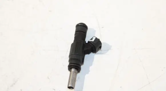 Volkswagen Sharan Fuel injector 06A906031AE 0280157006