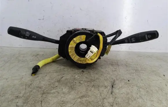 Mitsubishi Colt Indicator stalk M80G21E90