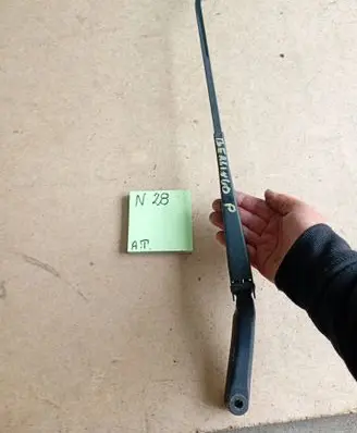 Citroen Berlingo Front wiper blade arm 9621014780