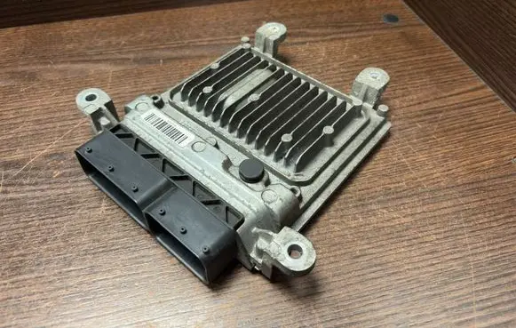 Mercedes-Benz Sprinter W906 Engine control unit/module 6519000601 6519019400