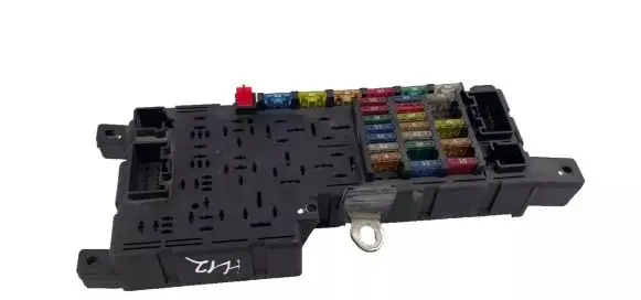 Volvo XC70 Fuse module 8678449