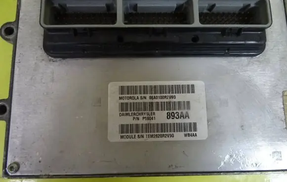 Jeep Grand Cherokee (WJ) Engine control unit/module 893AA 06A0100R2V9G