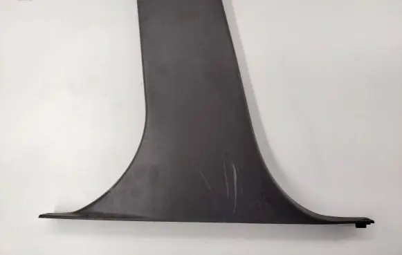 (B) pillar trim (bottom)