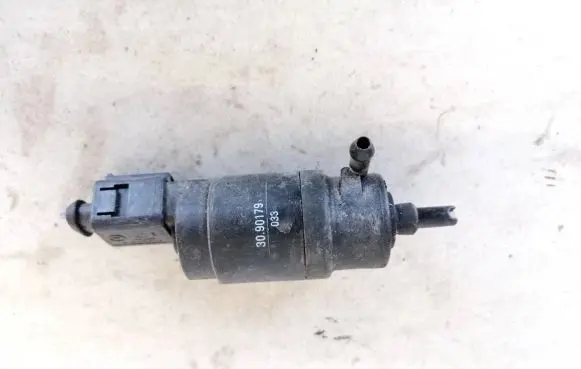 Mercedes-Benz E W211 Windscreen/windshield washer pump a0335450228 30.90179