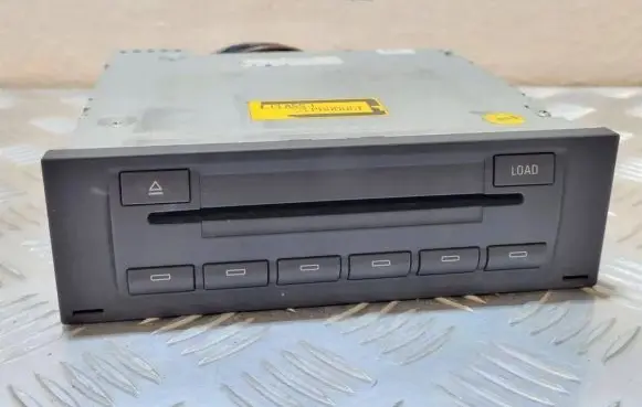 Skoda Octavia Mk2 (1Z) CD/DVD changer 1Z0035111A