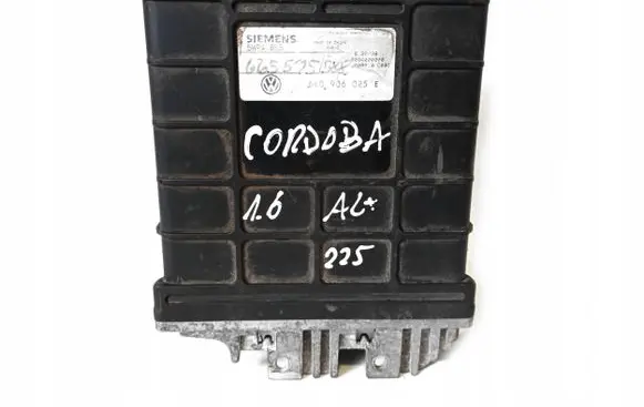 Volkswagen Polo III 6N 6N2 6NF Engine control unit/module 6K0906025E