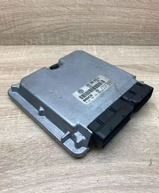 Volkswagen PASSAT B5 Engine control unit/module ECU 038906019A 0281001691