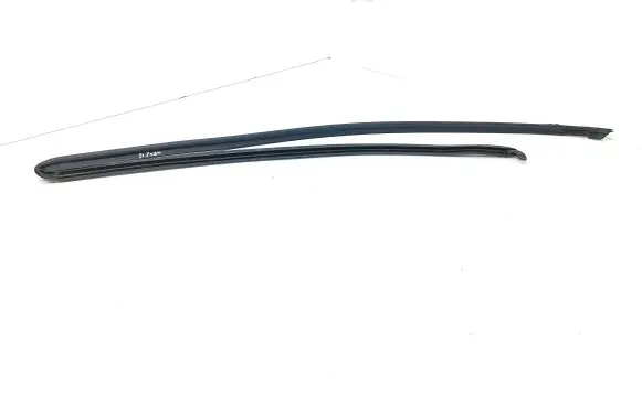 Citroen Berlingo Sliding door rubber seal 9817904680
