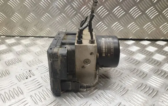 Audi A3 S3 8L ABS Pump 1J0907379P 1J0614117D