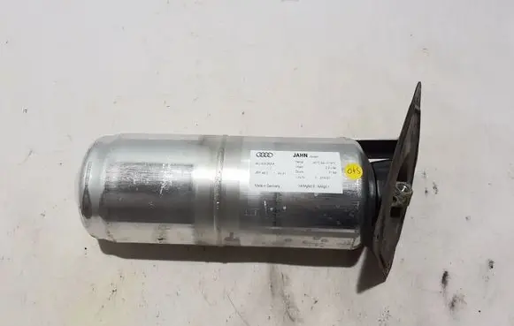 Audi A6 S6 C8 4K Air suspension tank/reservoir 4K0616203A