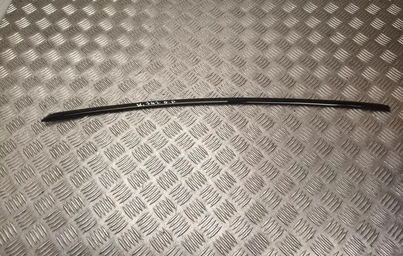 Hyundai IONIQ 6 Rear door window/glass frame 83860KL010