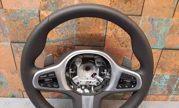 BMW X6 G06 Steering wheel 5A4B4A7 32305A4B4A7