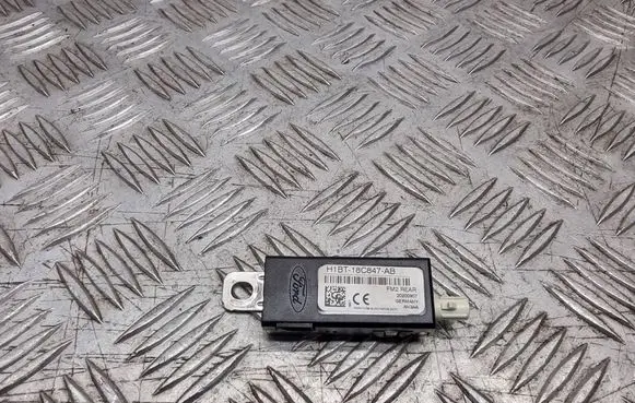 Ford Focus Aerial antenna amplifier H1BT18C847AB 20200907 AN3AA