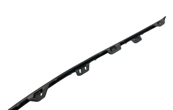 Volvo XC60 Front bumper splitter molding 31407981