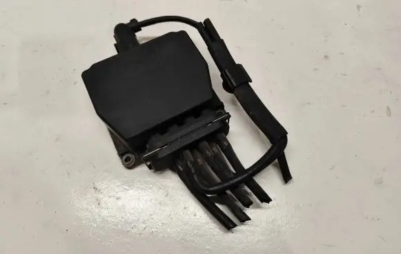 Volkswagen Touran I Electromagnetic valve 03G131051H V987007 V987009