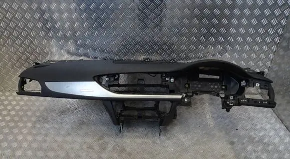 Audi A6 C7 Dashboard