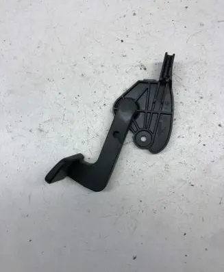 Audi A4 S4 B7 8E 8H Engine bonnet (hood) release handle 8E1823533B