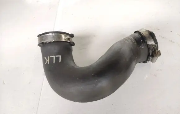 Audi A8 S8 D3 4E Intercooler hose/pipe 4E0145738D