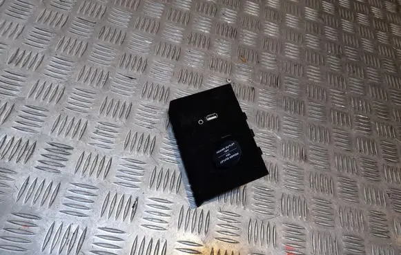 Porsche Panamera (970) USB socket connector 970553345