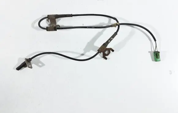 Suzuki Grand Vitara II ABS brake wheel speed sensor 5622065J 60125