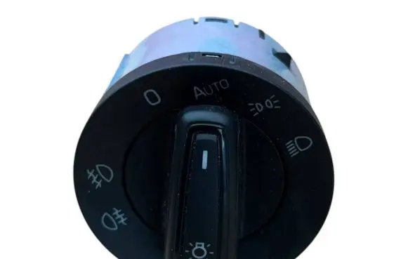 Skoda Octavia Mk3 (5E) Light switch 5E0941431D 10095088