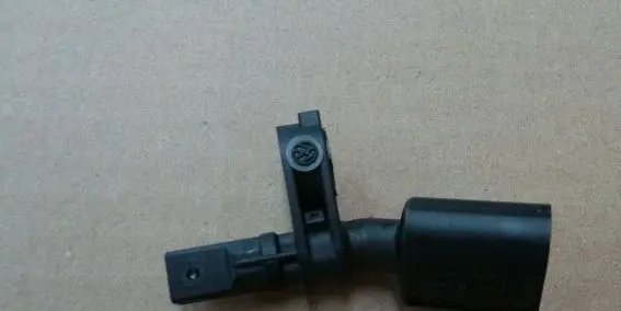 Audi A1 ABS wheel speed sensor 6Q0927804B