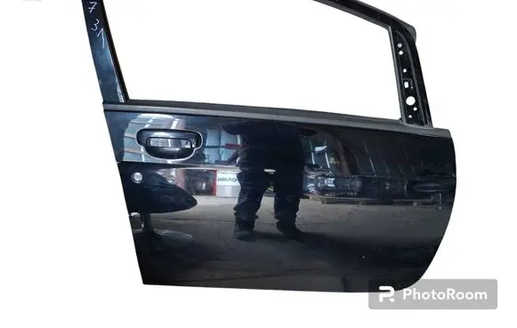 Peugeot iOn Front door 