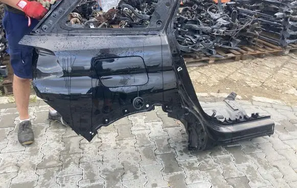 Peugeot 5008 II Rear quarter panel PK15971