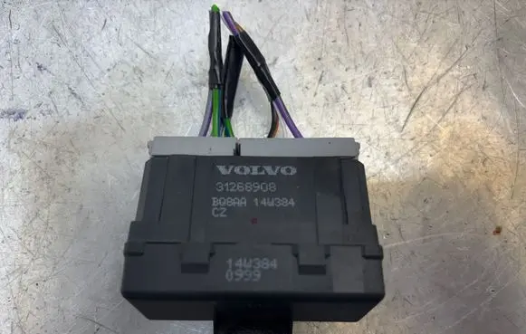 Volvo V60 Seat control module 31268908