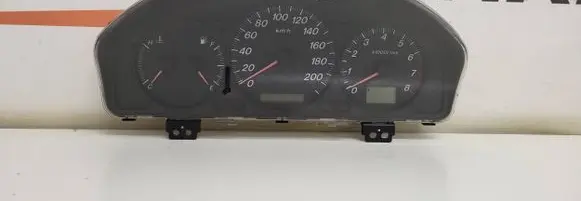 Mazda MPV II LW Speedometer (instrument cluster) 100120 LC9455430