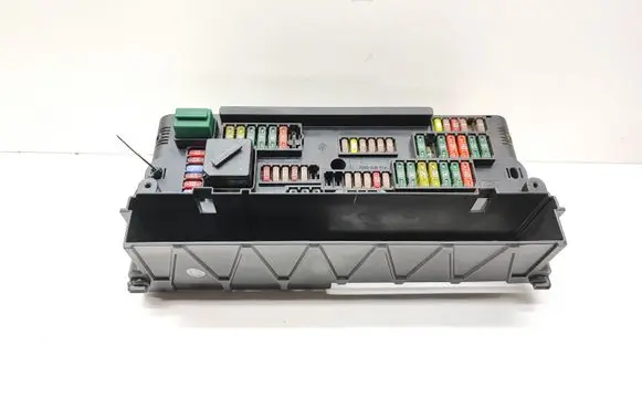 BMW 5 F10 F11 Fuse module 9234421